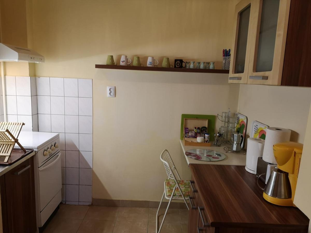 Veva Apartman - Eger Maganszallashely Экстерьер фото