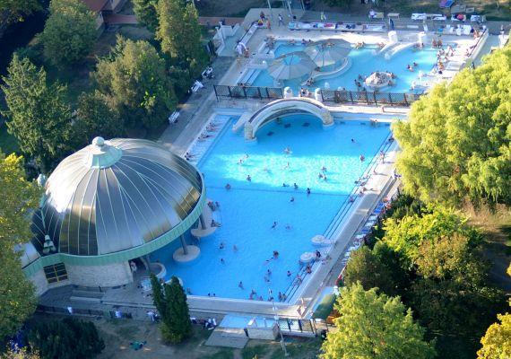 Veva Apartman - Eger Maganszallashely Экстерьер фото