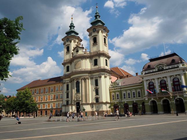 Veva Apartman - Eger Maganszallashely Экстерьер фото