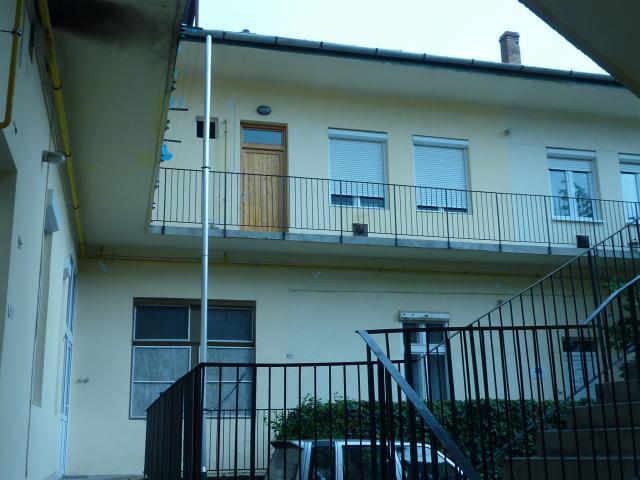 Veva Apartman - Eger Maganszallashely Экстерьер фото